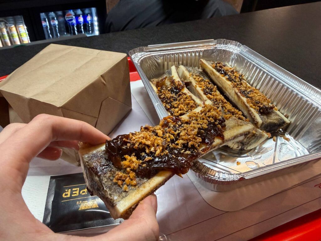 Где в Минском районе можно пообедать деликатесом за 19 рублей? Проверили на себе