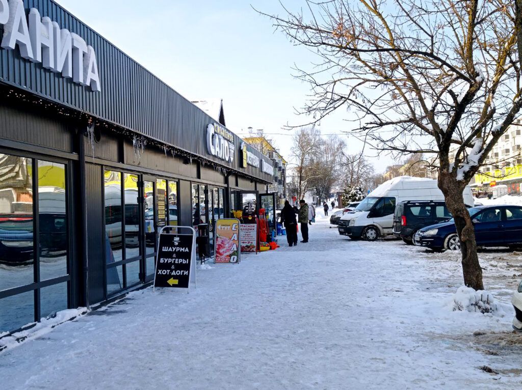 Узнали, как пережил снежный форс-мажор ТЦ «Заславский»