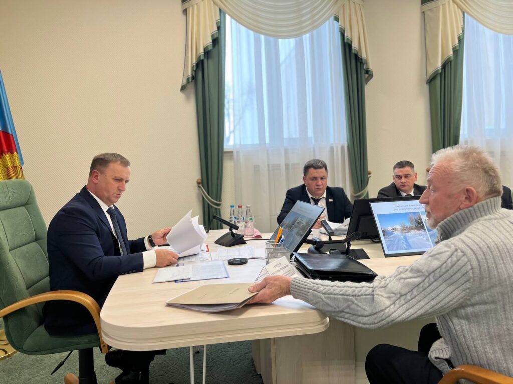 С какими вопросами заславчане обратились к помощнику Президента