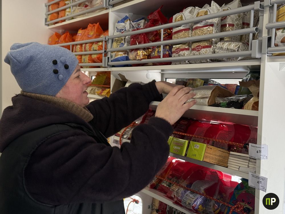 Как автолавки Минского района зимой добираются до деревень