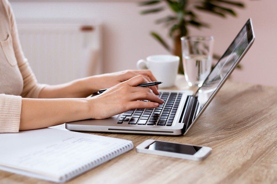 Какие вакансии предлагают жителям Минского района? Предприятия открыли набор