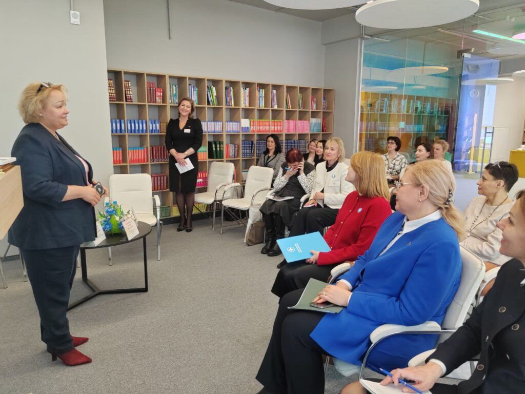 От помощи сиротам до поддержки талантов: работу Белорусского детского фонда обсудили в Копище