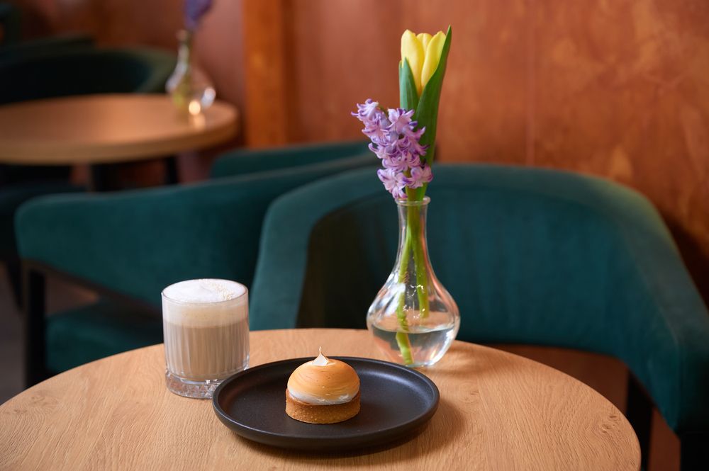 Заведения в Копище сделали 12 сетов в честь великих женщин