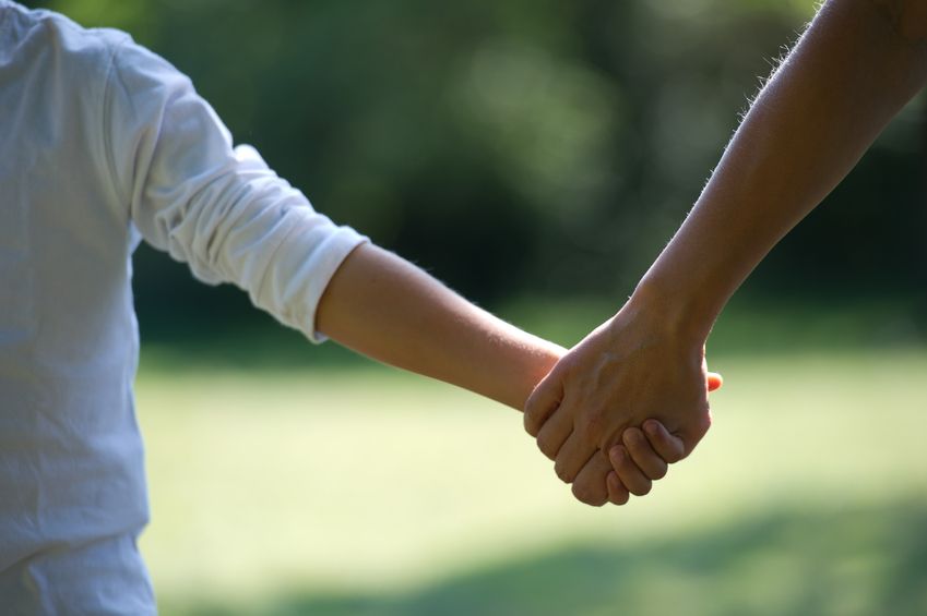 Пил и устраивал скандалы: жителя Минского района лишили родительских прав