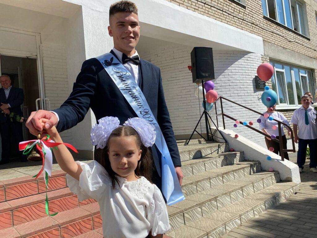 Назвали даты выпускных вечеров и экзаменов в школах Беларуси