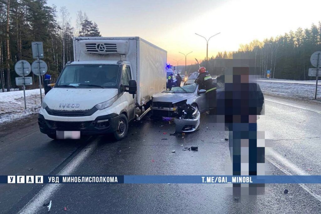 В ДТП на трассе М-2 возле Минска пострадал ребенок