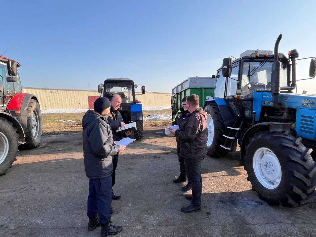 В Минском районе проверяют готовность сельхозтехники к весенне-полевым работам