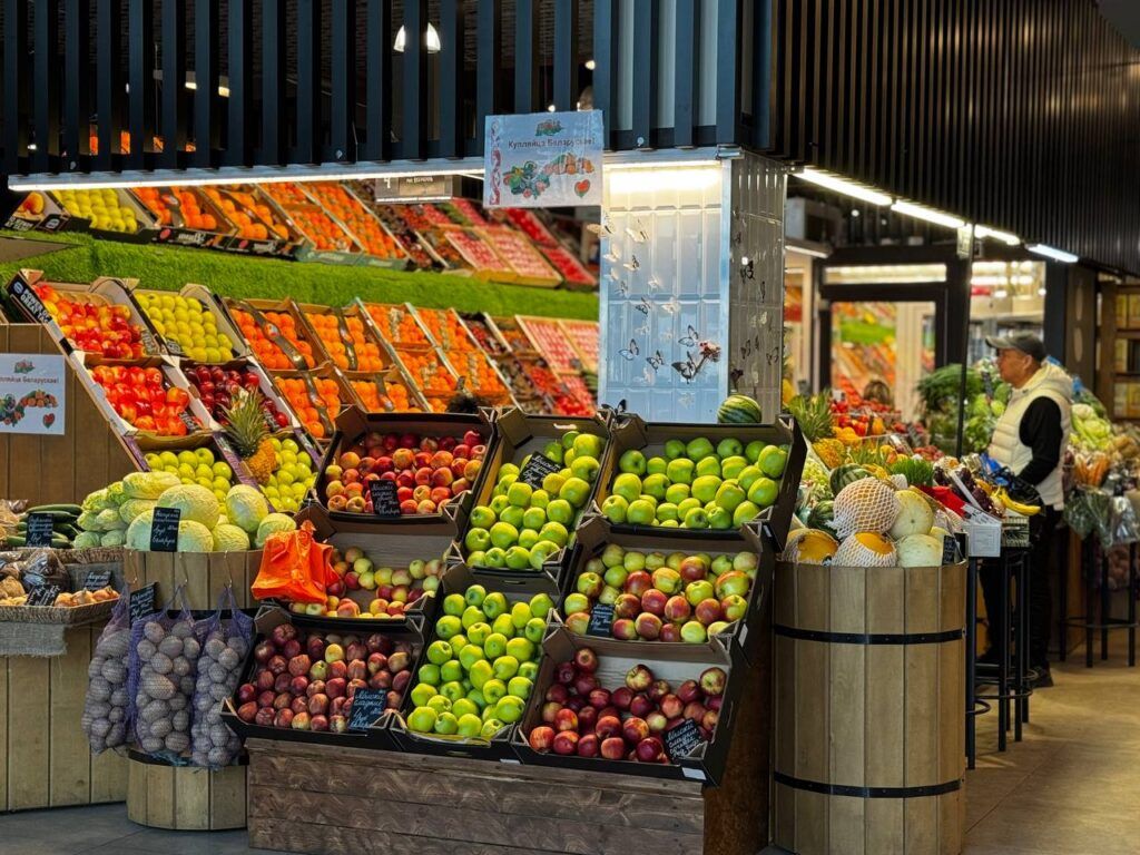 Посмотрели, почем молодой картофель и фрукты в Валерьяново