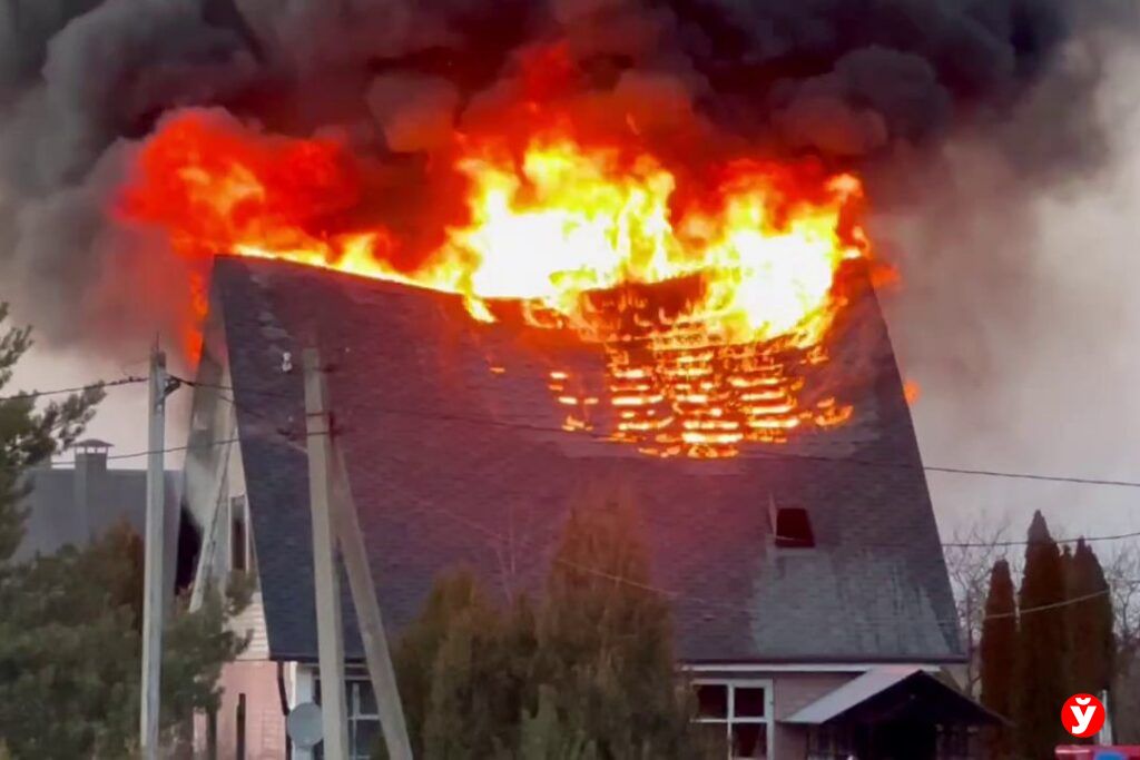 На пожаре в частном доме под Минском погибла пенсионерка