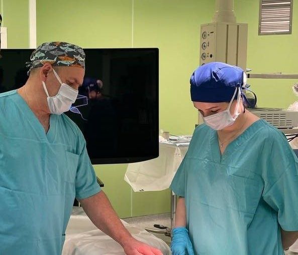 В Боровлянах хирурги провели уникальную операцию ребенку с саркомой кости 