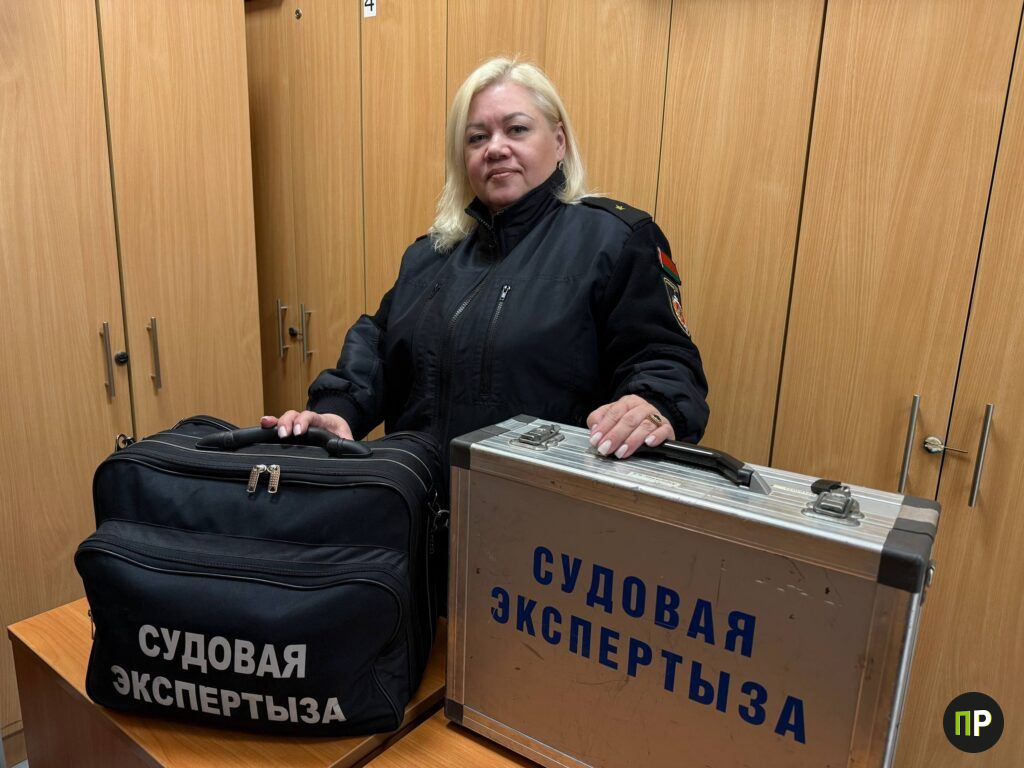 Больше 20 лет выезжает на убийства: история эксперта-криминалиста из Минского района