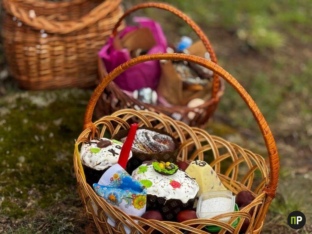 Православных верующих с Пасхой поздравляет руководство Минского района