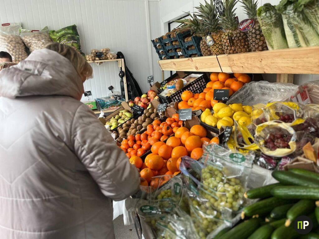 Как молодой предприниматель из Минского района превратил торговую палатку в магазин