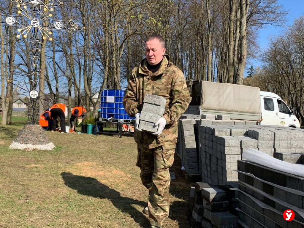 Турчин и Правительство благоустроили братскую могилу в Минском районе