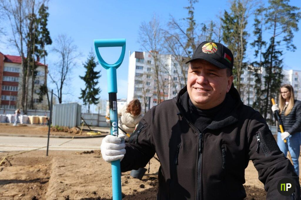 Более 45 тысяч участников и 400 тысяч рублей. Колесень подвел итоги субботника