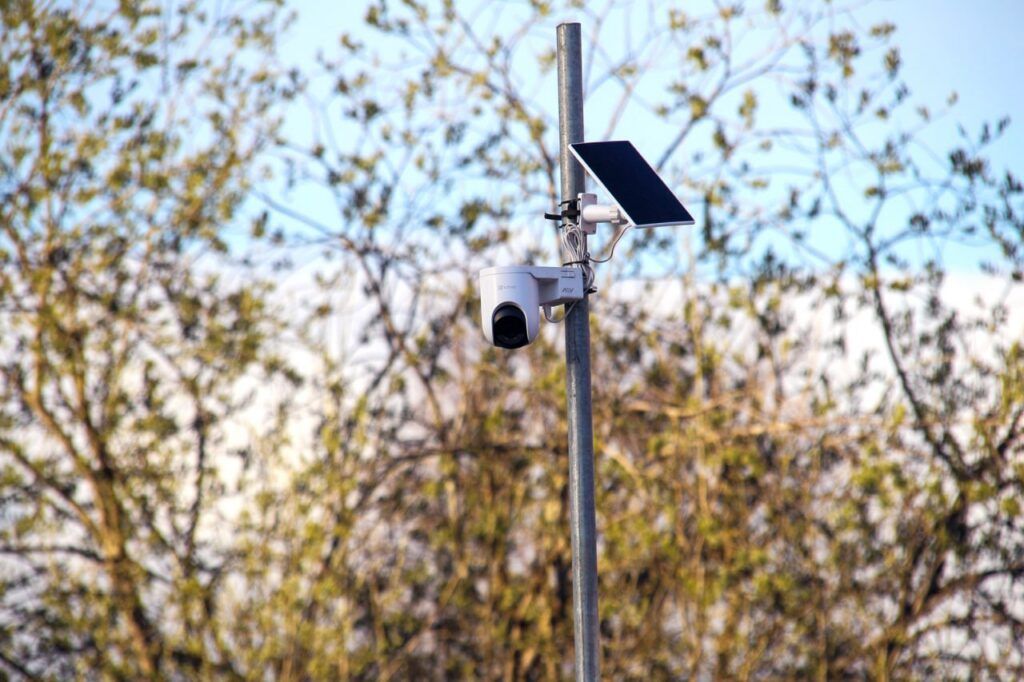 В Заславле устанавливают видеонаблюдение на контейнерных площадках