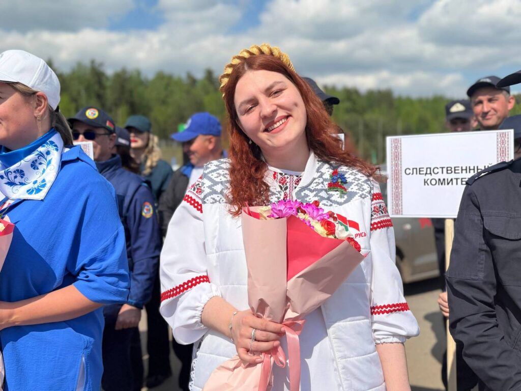 Как педагог из Сеницкой школы покорила автодром