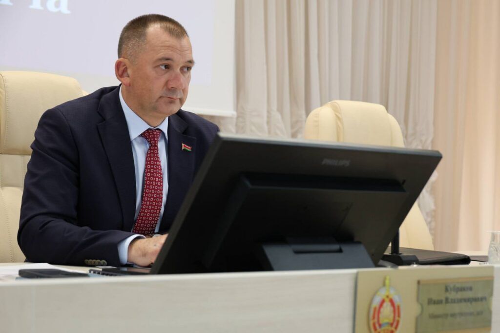 Глава МВД Иван Кубраков поручил пересмотреть штат и работу Минского РУВД