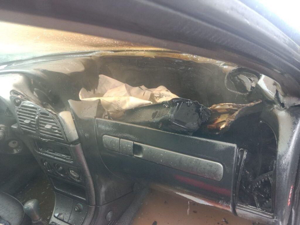 В Минском районе автомобиль загорелся из-за короткого замыкания