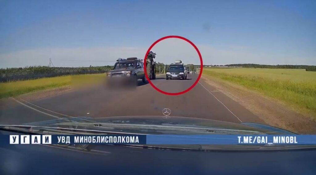 Водители поплатились правами и рублями за маневр на дороге Р-65 «Заславль-Дзержинск-Озеро»