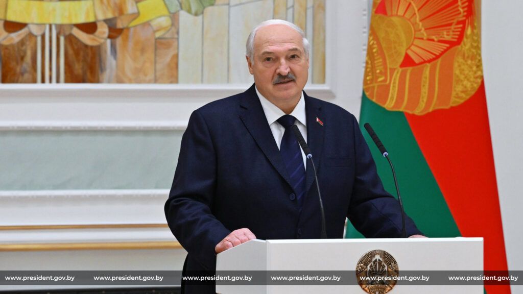 Что для белорусов значит День народного единства, рассказал Президент